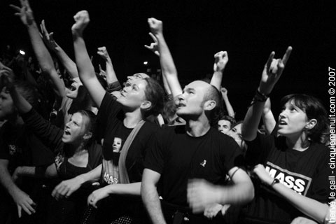les furieux de mass hysteria en concert à la carène octobre 2007