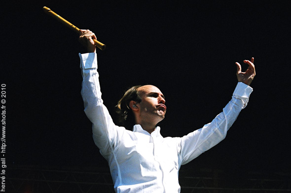 carlos-nunez-festival-du-bout-du-monde-2004