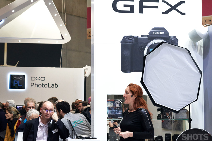 presentation du moyen format Fujifilm GFX 50S au salon de la photo 2017